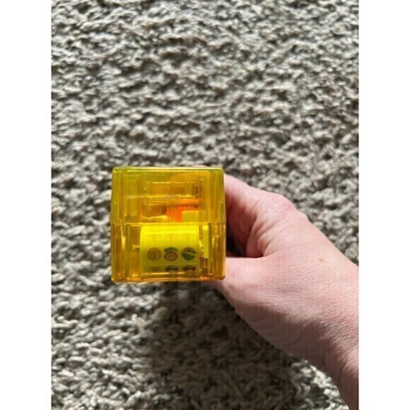 SUPER MARIO Nintendo McDonald's Figure holding 2018 - Picture 5 of 5